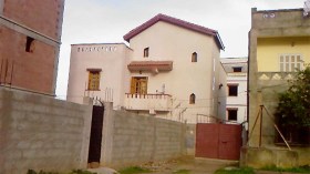 عزل الوكلاء العقاريين غير المعتمدين ومنع الجزائريين من التعامل معهم!