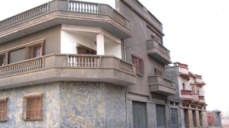 ركود في بيع وشراء العقار.. والتهاب أسعار الإيجار