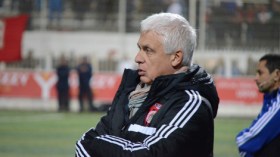 اتحاد الجزائر: فيلود يضرب بيد من حديد ويعاقب أندريا ورابطي