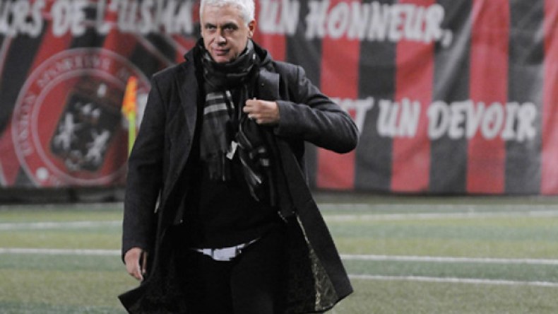 فيلود: برمجة لقاء شباب قسنطينة يوم الجمعة إجحاف في حقنا