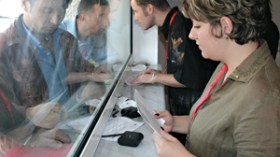 إسبانيا‭ ‬تسحب‭ ‬ملف‭ ‬منح‭ ‬التأشيرات‭ ‬من‭ ‬قنصلياتها‭ ‬وتلحقها‭ ‬بشركة‭ ‬خاصة‭ ‬بمدريد‭ ‬