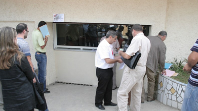 تأشيرة شنغن بوهران بـ2500 أورو