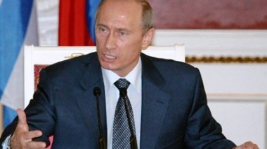 Syrie: Fillon blâme Bachar al-Assad, Poutine veut de la “retenue”