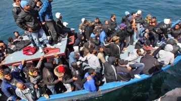 يدا أوربا أوكتا وفوها نفخ