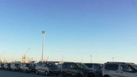 هذه حقيقة الصور المتداولة للسيارات الجديدة بميناء جن جن