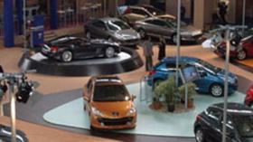 البنوك تراجع إجراءات منح قروض شراء السيارات بالتقسيط