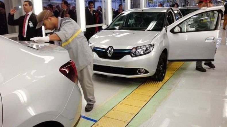 أوامر بجرد عقارات وكلاء السيارات.. و3 بالمائة غرامة على المخالفين