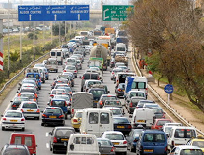 De plaques d’immatriculation non conformes pour échapper aux radars