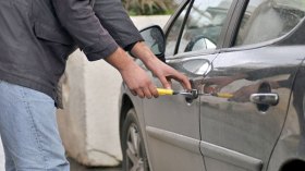 تفكيك عصابة للسرقة والتهريب الدولي للسيارات بتيبازة