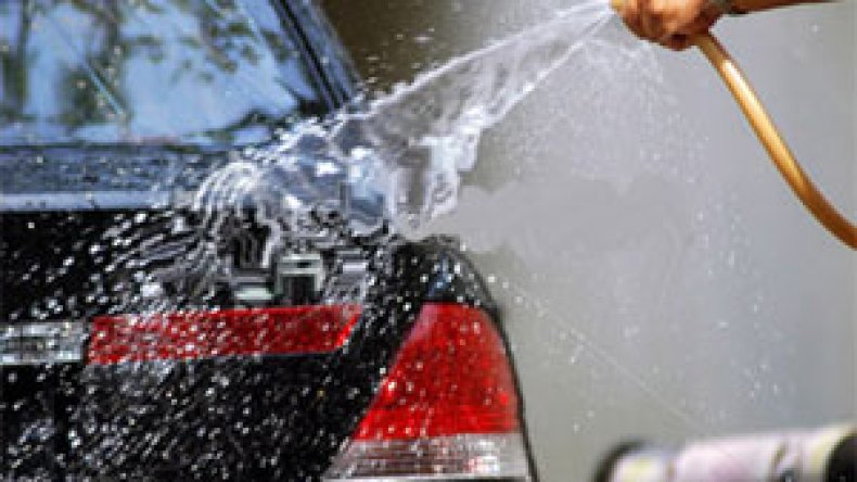 شبكة‭ ‬تجند‭ ‬عمال‭ ‬بمحطات‭ ‬غسل‭ ‬السيارات‭ ‬لسرقتها‭ ‬