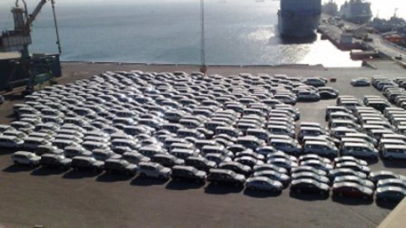 90  بالمائة من الجزائريين مع عودة استيراد السيارات أقل من 3 سنوات