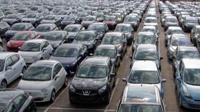 وكلاء بيع السيارات يفجرون أزمة داخل الحكومة
