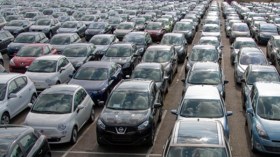 نفاد مخزون وكلاء السيارات.. والزبائن يحتجون ويطالبون بالتعويض