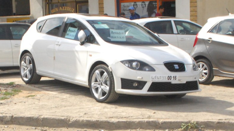 زبائن في المحاكم بسبب فتح استيراد السيارات لغير الوكلاء