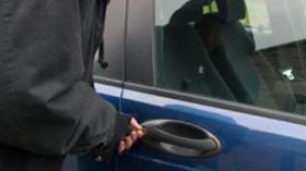 ثلاث نساء ماكثات في البيت ضمن عصابة سرقة السيارات بالعاصمة