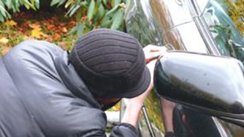 6 سيارات تُسرق كل 24 ساعة في الجزائر