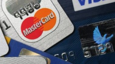 Vol de milliers de données bancaires: plus de 100 inculpations à New York