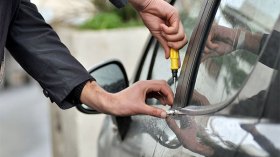 أمن تيزي وزو يفكك شبكة وطنية لسرقة السيارات وإعادة بيعها