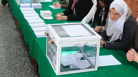 شرط 4 بالمئة في الاستحقاقات الانتخابية بين معارض ومدافع