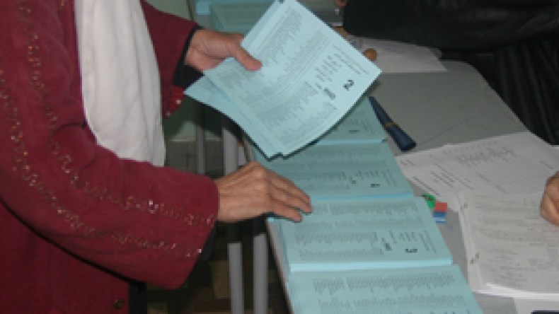 مرحلة إنتقالية تحبس أنفاس الوزراء.. كل الملفات مؤجلة إلى ما بعد 9 أفريل