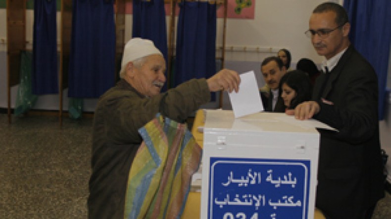 مديرية الحملة الانتخابية لبوتفليقة تستلم غدا أزيد من 1.5 مليون توقيع