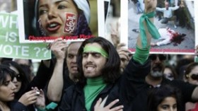 السلطات الإيرانية تحذر من أي تظاهرات “غير شرعية”