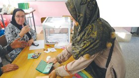 نسبة مشاركة  متوسطة في تشريعيات الرابع ماي