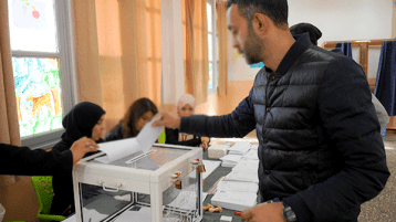 ديمقراطية على طريقة بافلوف!