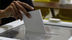 ثلاثة من فرسان الصحافة المكتوبة يخوضون غمار المحليات بالوادي