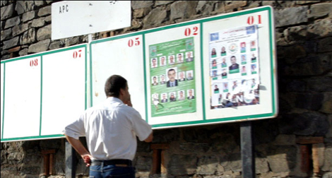 Absence des listes de certains partis sur les panneaux d’affichage à Alger