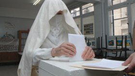 المتسابقون نحو المرادية.. أقوال بلا أفعال وبرامج تبحث عن صدقات إنتخابية