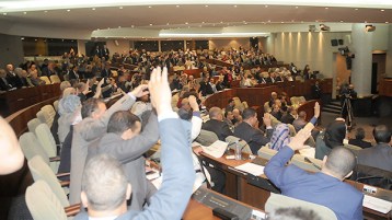 جرأة.. أم “صحّانة وجه”!