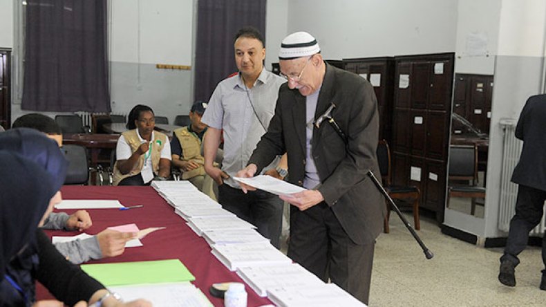 3 “تحالفات” اضطرارية للاستحواذ على الأغلبية البرلمانية