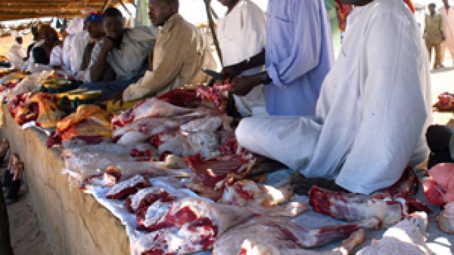 وزارة الفلاحة متهمة بعرقلة استيراد اللحم السوداني
