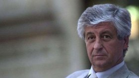 نال شهادة التدريب بِعمر 76 سنة!