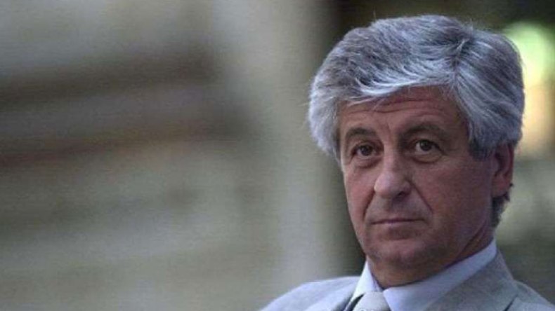 نال شهادة التدريب بِعمر 76 سنة!