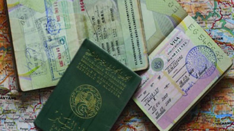 توقيف موظف بالقنصلية الفرنسية بعنابة في فضيحة الفيزا المزورة