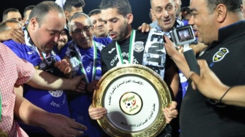 الوزير ولد علي يمنح وفاق سطيف درع البطولة