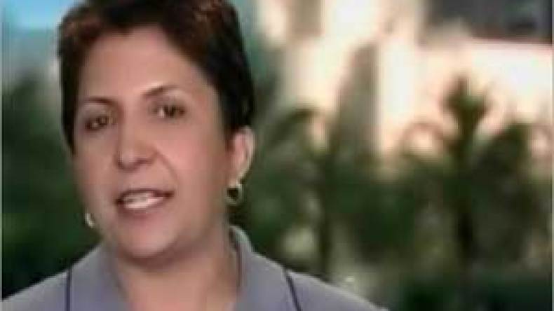 الجزيرة تعتذر لمشاهديها بعدما سمحت بمرور إساءات شنيعة للإسلام والقرآن عبر برنامج الاتجاه المعاكس