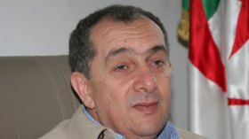 وحيد بوعبد الله : مجهولون يريدون تكسير الخطوط الجوية الجزائرية