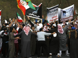 Koweït: 24 militants placés en garde à vue pour l'assaut du Parlement