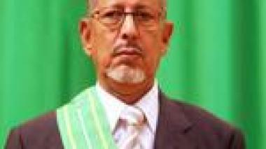 La fille du président mauritanien confirme l'arrestation de son père