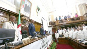 أيها الولاة تخلوا عن اليبروقراطية والريعيّة وحاوروا الشباب