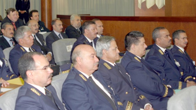 إبعاد والي غرداية واستخلافه بوالي تمنراست