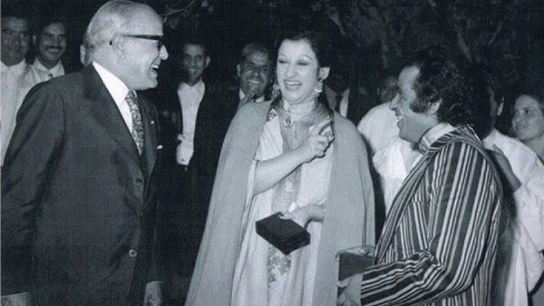 وردة الجزائرية.. إمارة غناء لم تُسقطها جبهات رجال!