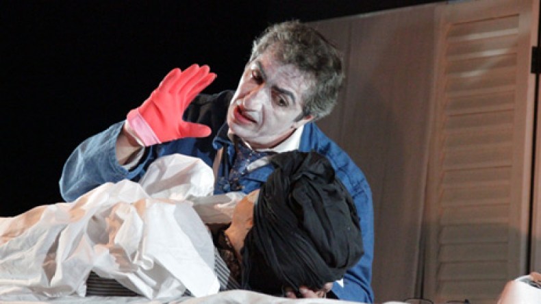 “العرض الصحراوي يخوض في السياسة مع المملكة التعسفية”