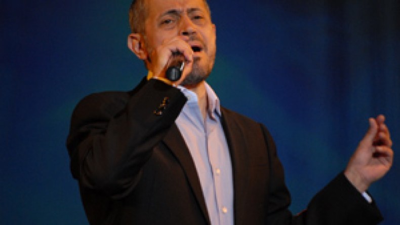 فلسطين وسوريا ولبنان… جورج وسوف يداوي جراح الوحدة العربية من الجزائر