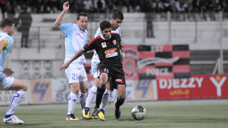 بن يلس يقترب من تدريب وداد تلمسان