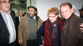 الطاهر وطار يعود الى الجزائر ليستكمل فترة النقاهة