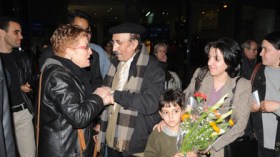 كنجوم كرة القدم عاد الطاهر وطار إلى الجزائر